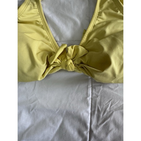 Kona Sol Bikini Top Yellow Twist Front Size D / DD Adjustable Strap EUC - Picture 2 of 6